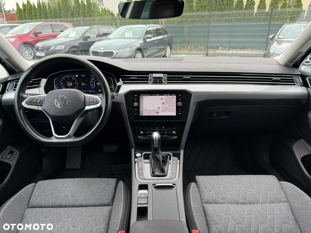 Volkswagen Passat Variant 2.0 TDI SCR Business DSG - 4