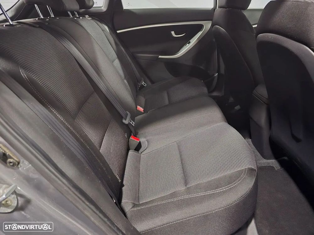 Hyundai i30 1.4 CRDi Blue Active - 16