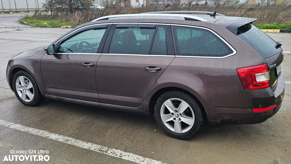 Skoda Octavia 1.6 TDI GREENLINE - 9