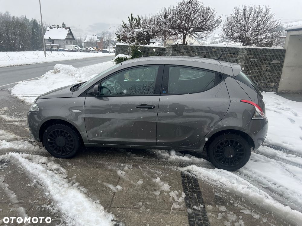 Lancia Ypsilon 1.2 8V Gold S&S EU6 - 8