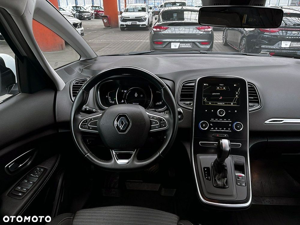 Renault Grand Scenic - 15