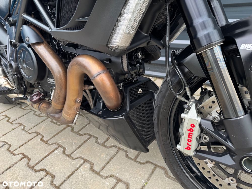 Ducati Diavel - 19