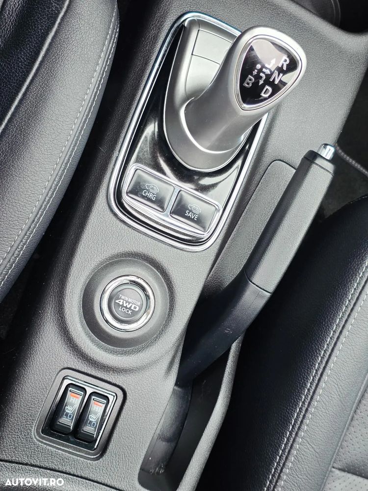 Mitsubishi Outlander 2.0 4WD Plus - 39