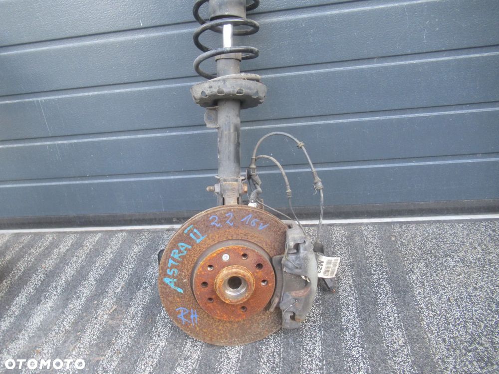 ZWROTNICA MCPERSON PRZEDNIA PRZÓD PRAWA LEWA OPEL ASTRA G II 2 2.2 16V BENZYNA 5x100 24443540 24443539 - 18