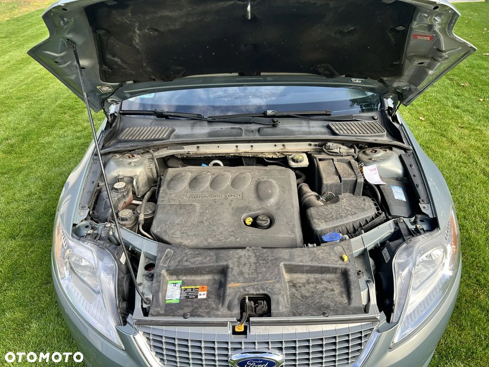 Ford Mondeo 2.0 TDCi Titanium X - 16