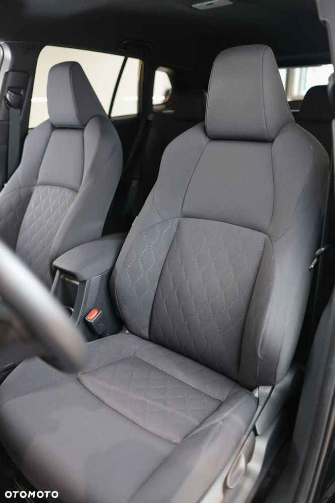Toyota Corolla Cross - 8