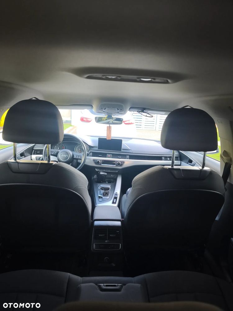 Audi A4 Avant 40 TDI S tronic - 6