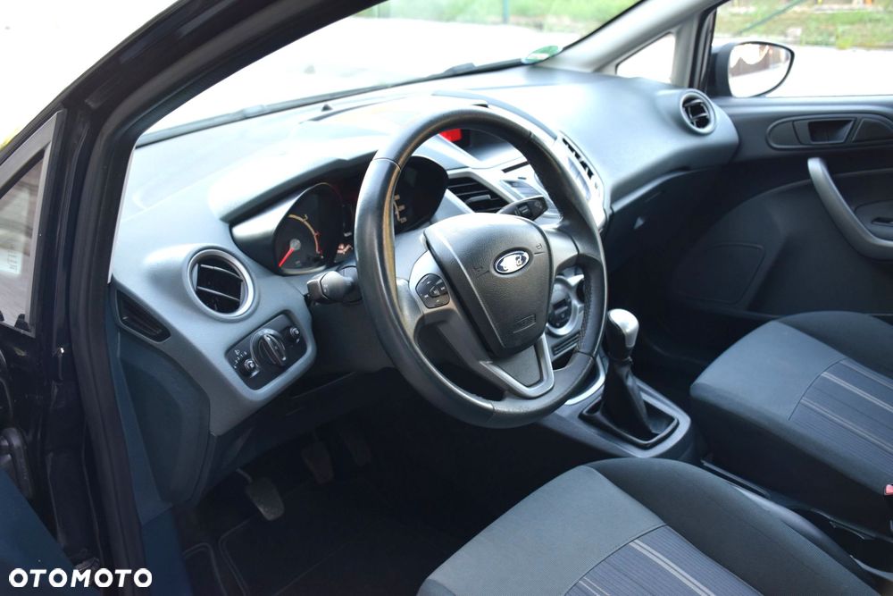 Ford Fiesta 1.25 Trend - 11