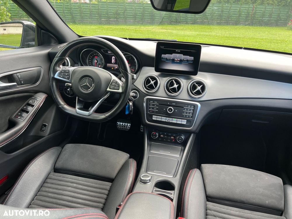 Mercedes-Benz CLA 220 - 4