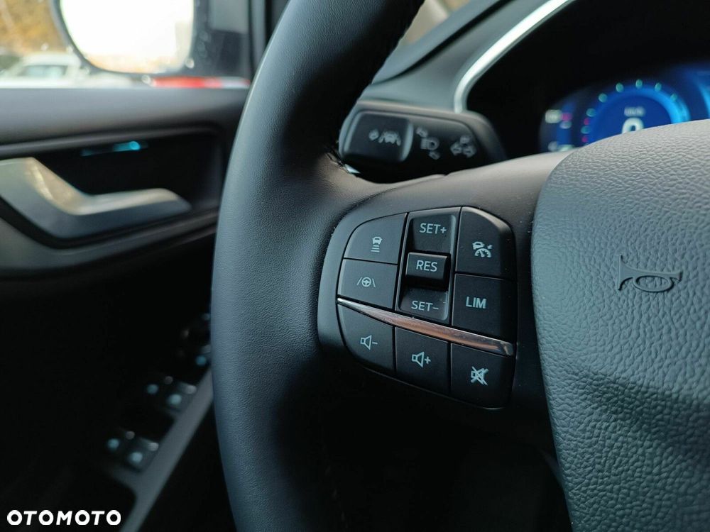 Ford Focus 1.0 EcoBoost mHEV Titanium X - 18