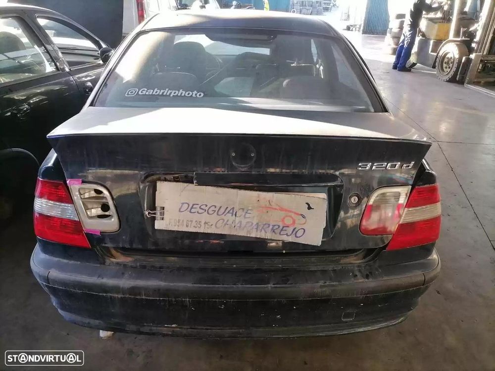 FAROLIM TRASEIRO DIREITO BMW 3 2004 - - 3