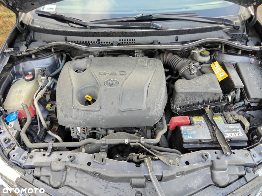 Toyota Auris 1.4 D-4D Premium Comfort - 29