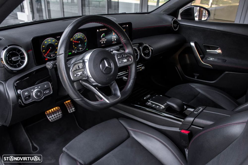 Mercedes-Benz A 250 e AMG Line - 25