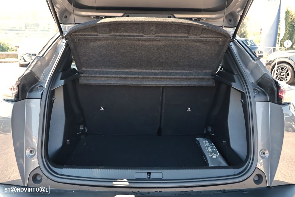 Peugeot 2008 1.2 Hybrid Allure e-DCS6 - 16