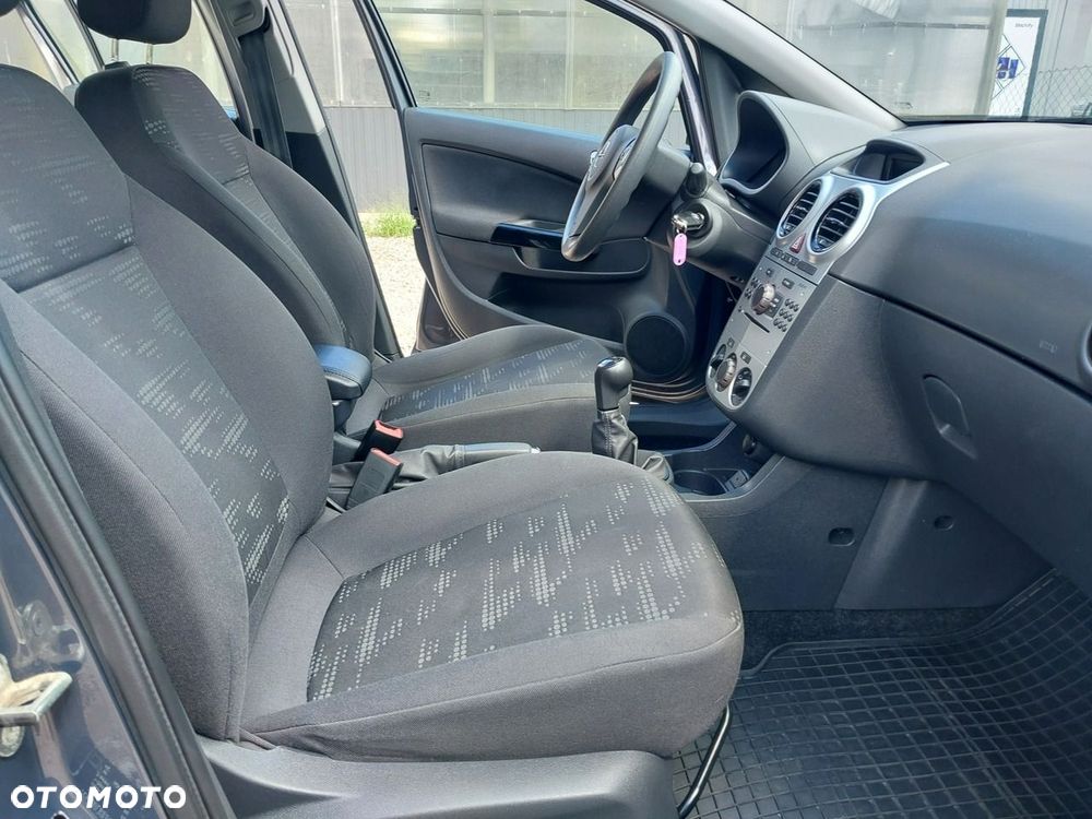 Opel Corsa 1.2 16V Enjoy - 13