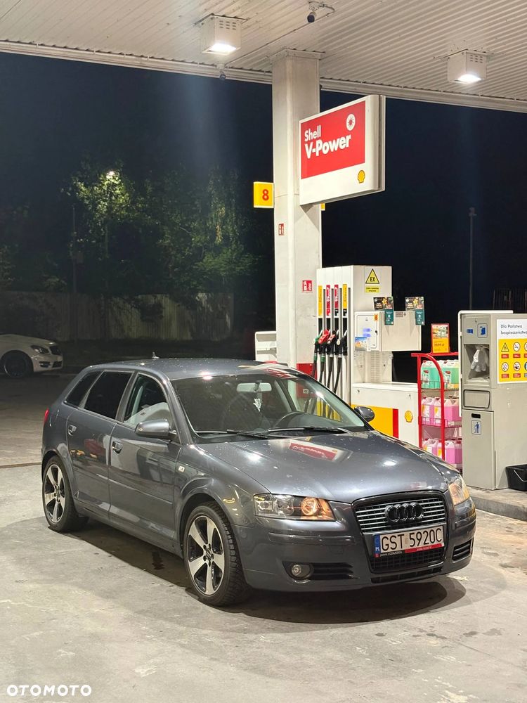 Audi A3 Sportback - 1