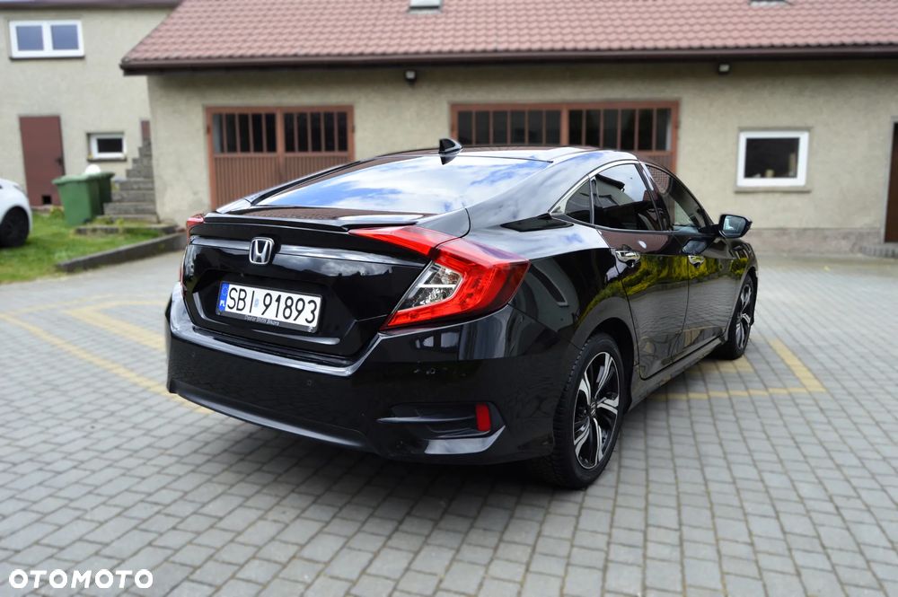 Honda Civic 1.5 T Elegance - 5