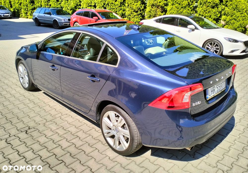 Volvo S60 T6 AWD Geartronic Kinetic - 2