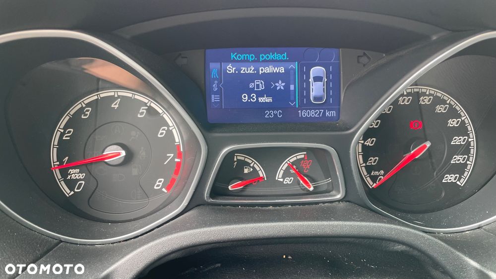 Ford Focus 2.0 EcoBoost ST mit Leder-Sport-Paket - 19