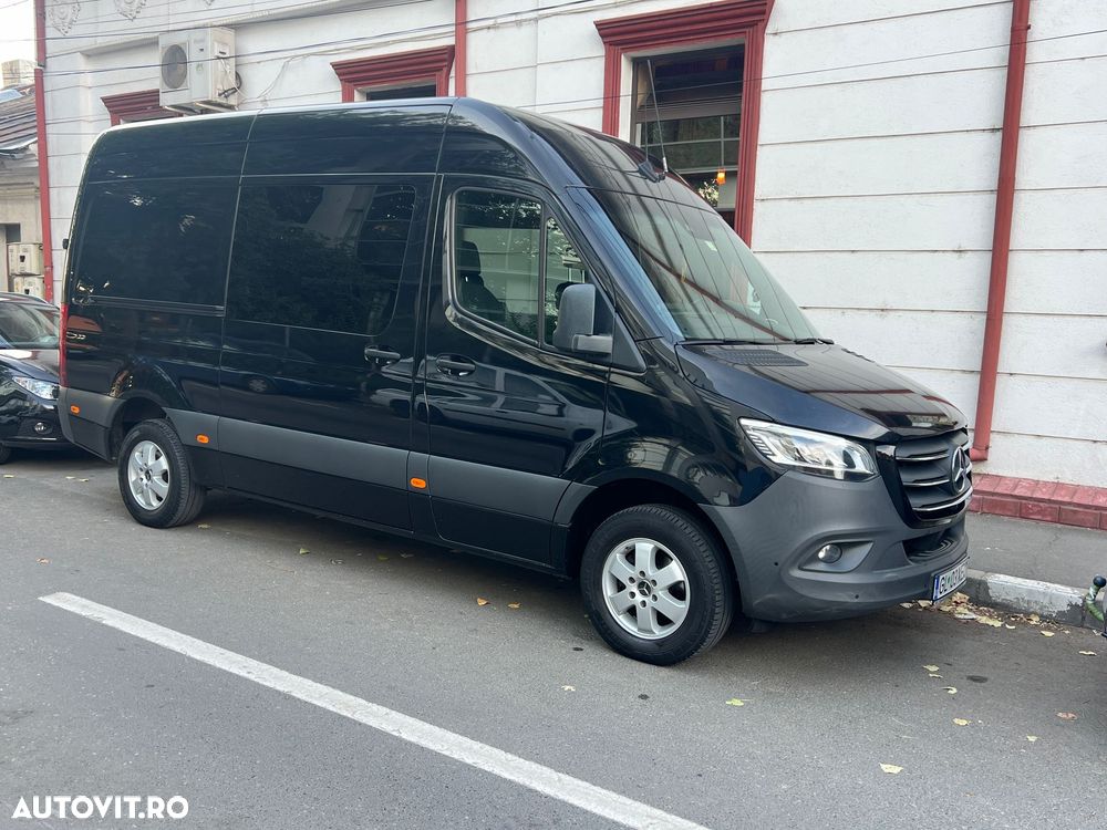 Mercedes-Benz Sprinter - 1
