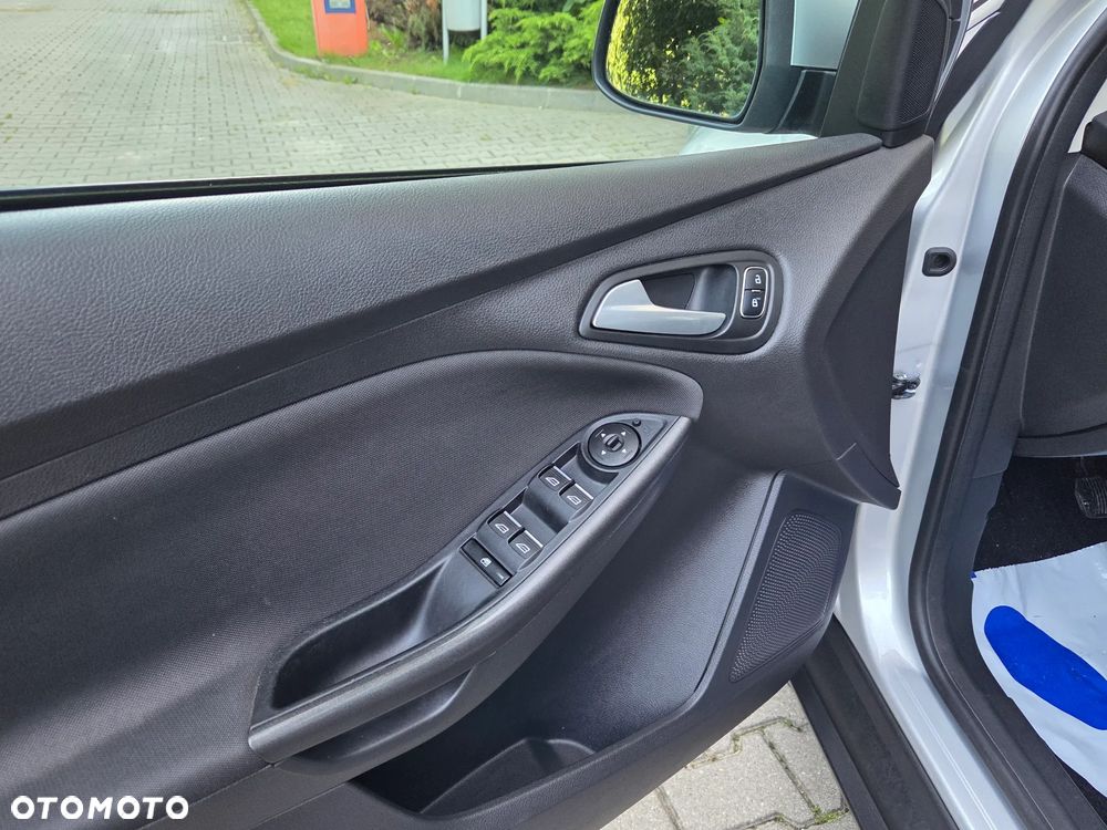 Ford Focus 1.5 TDCi ECOnetic 88g Start-Stopp-System Business - 20
