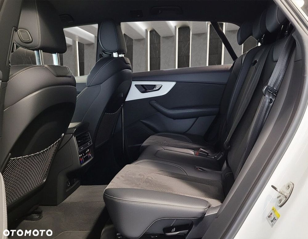 Audi Q8 50 TDI mHEV Quattro Tiptronic - 24