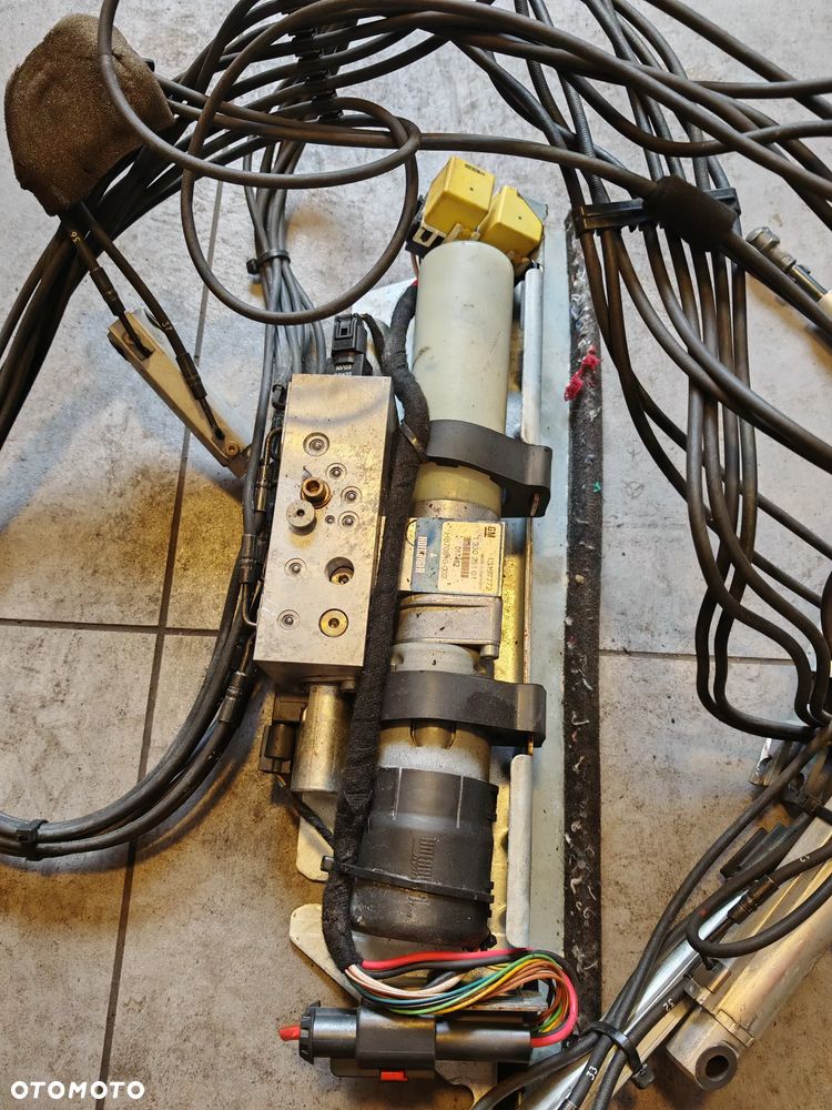 Hydrauliczna pompa dachu Opel Astra H Twin Top - 2