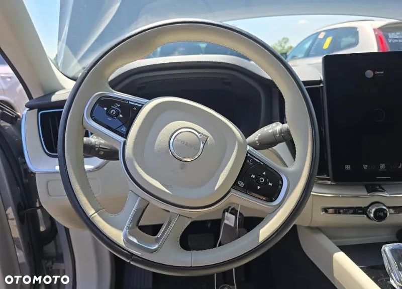 Volvo XC 60 B5 B AWD Ultra Dark - 8