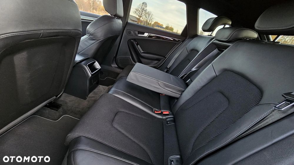 Audi A4 Avant 2.0 TDI DPF clean diesel S line Sportpaket - 24