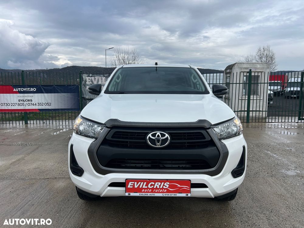 Toyota Hilux 2.4D 150CP 4x4 Double Cab 6MT Style - 4