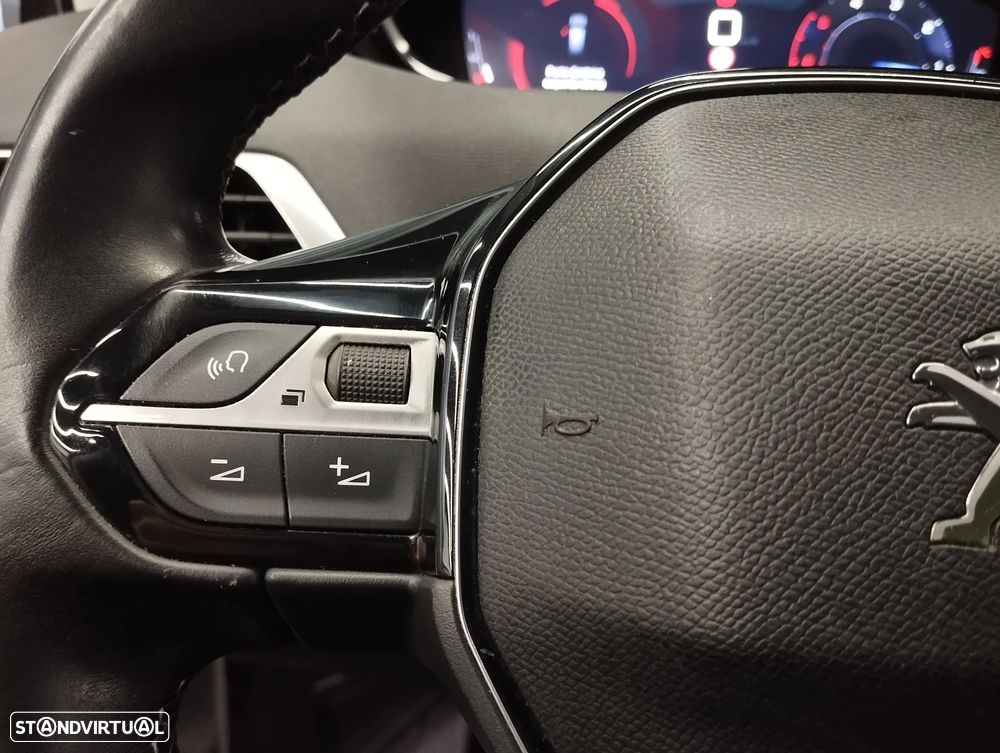 Peugeot 5008 1.5 BlueHDi Allure - 21