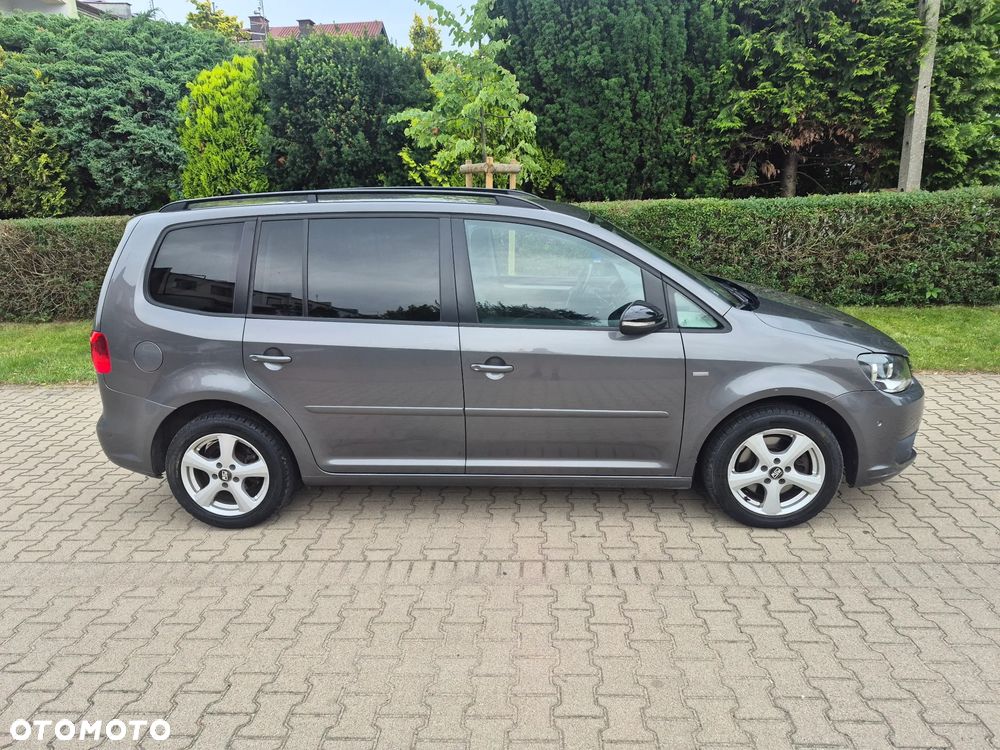 Volkswagen Touran 2.0 TDI DPF MATCH - 6