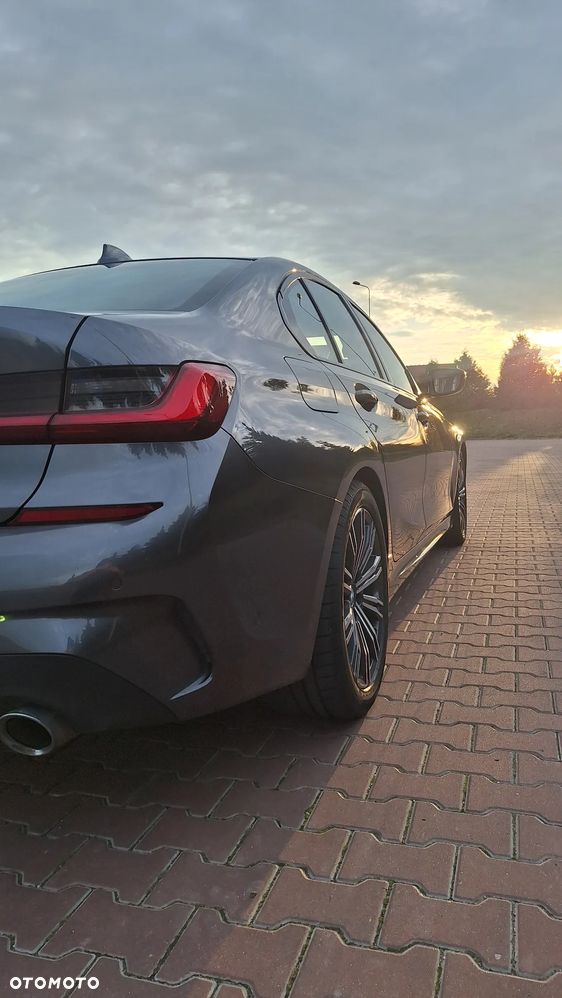 BMW Seria 3 320i M Sport sport - 22