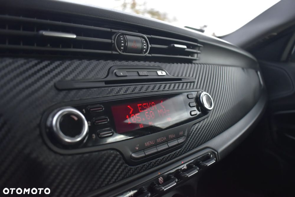 Alfa Romeo Giulietta 2.0 JTDM Distinctive - 23