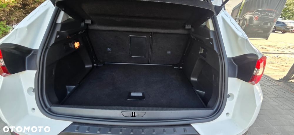 Opel Grandland X 1.2 Start/Stop Automatik Design Line - 32