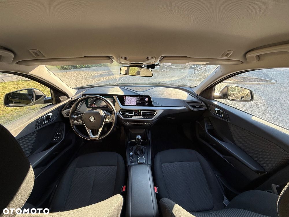BMW Seria 1 118i Sport Line - 10