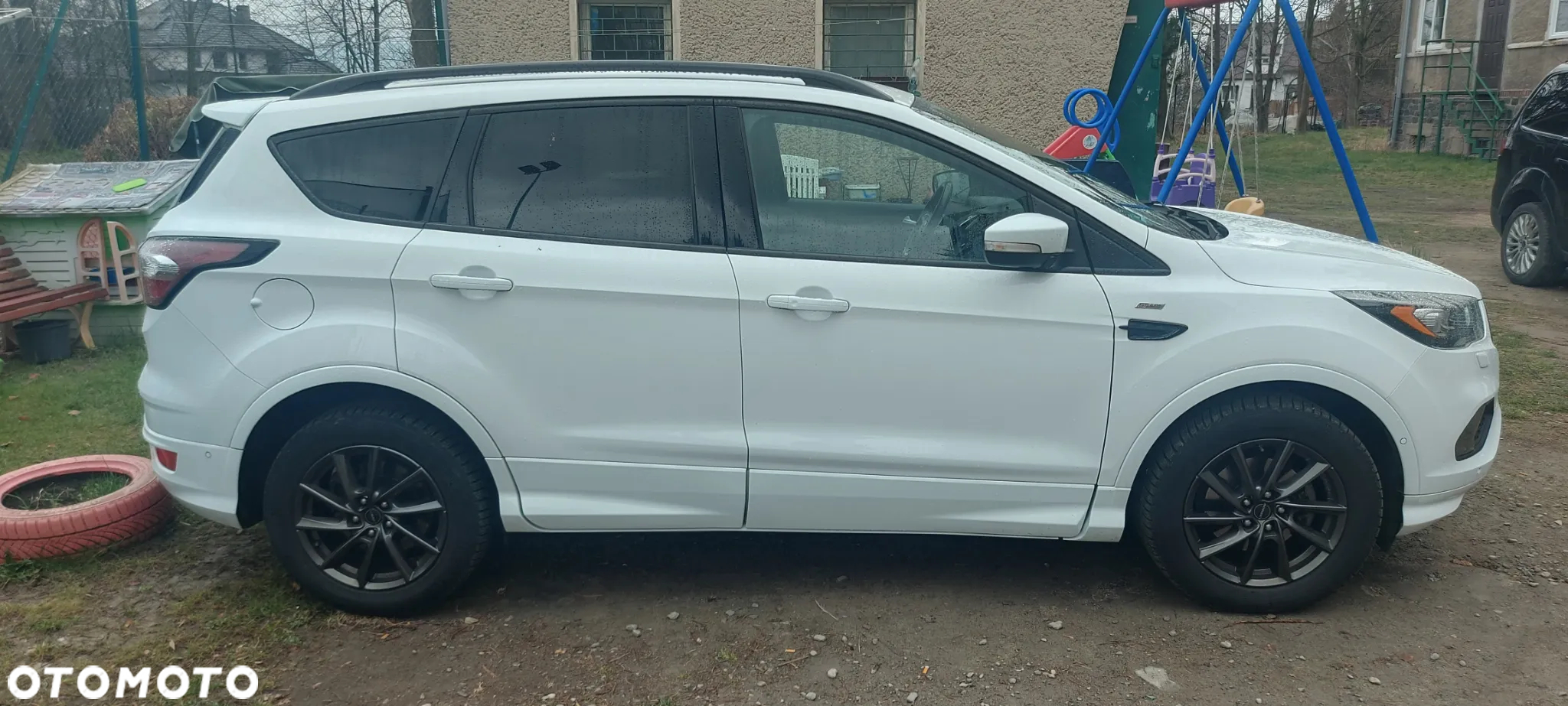 Ford Kuga 1.5 EcoBoost 2x4 ST-Line - 9