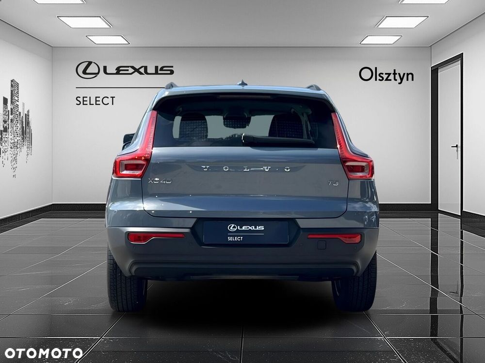 Volvo XC 40 T3 Momentum - 6