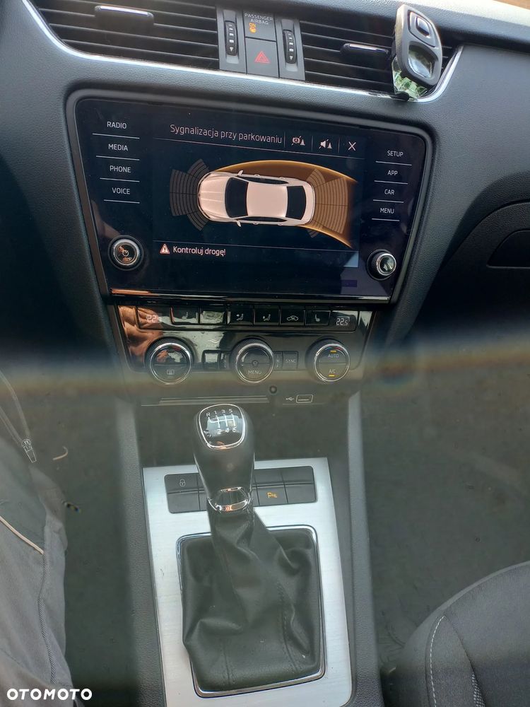 Skoda Octavia 1.4 TSI Ambition - 3