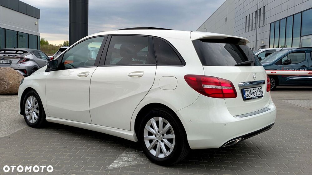 Mercedes-Benz Klasa B 180 7G-DCT Style - 7
