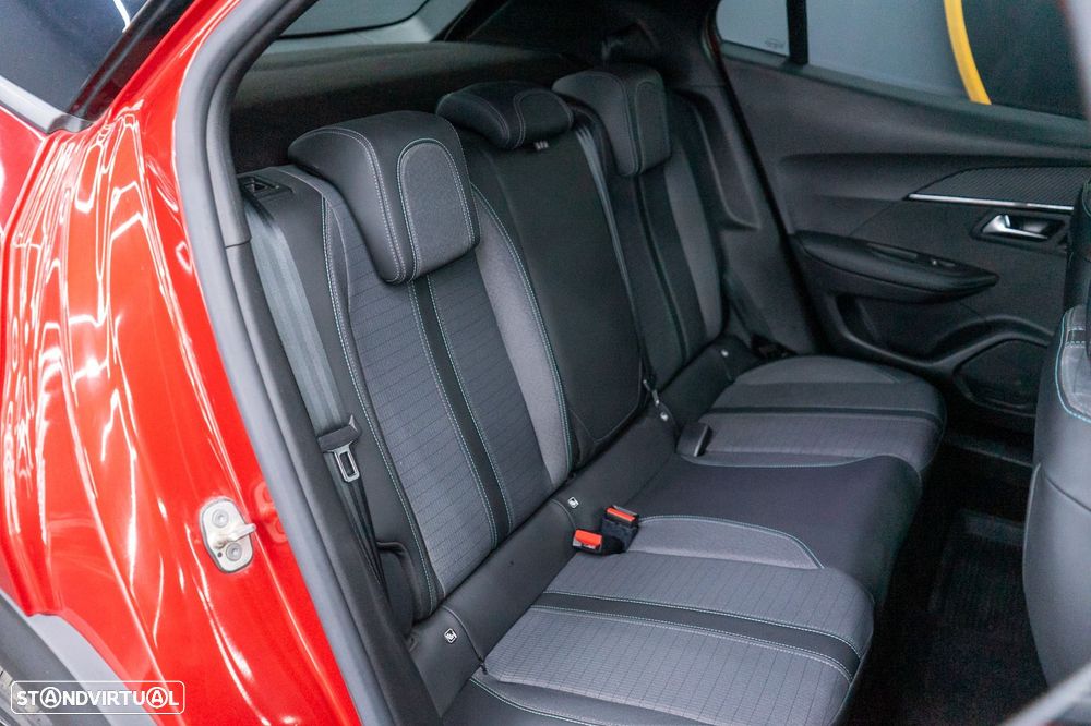 Peugeot 2008 BlueHDi 130 EAT8 Allure Pack - 7