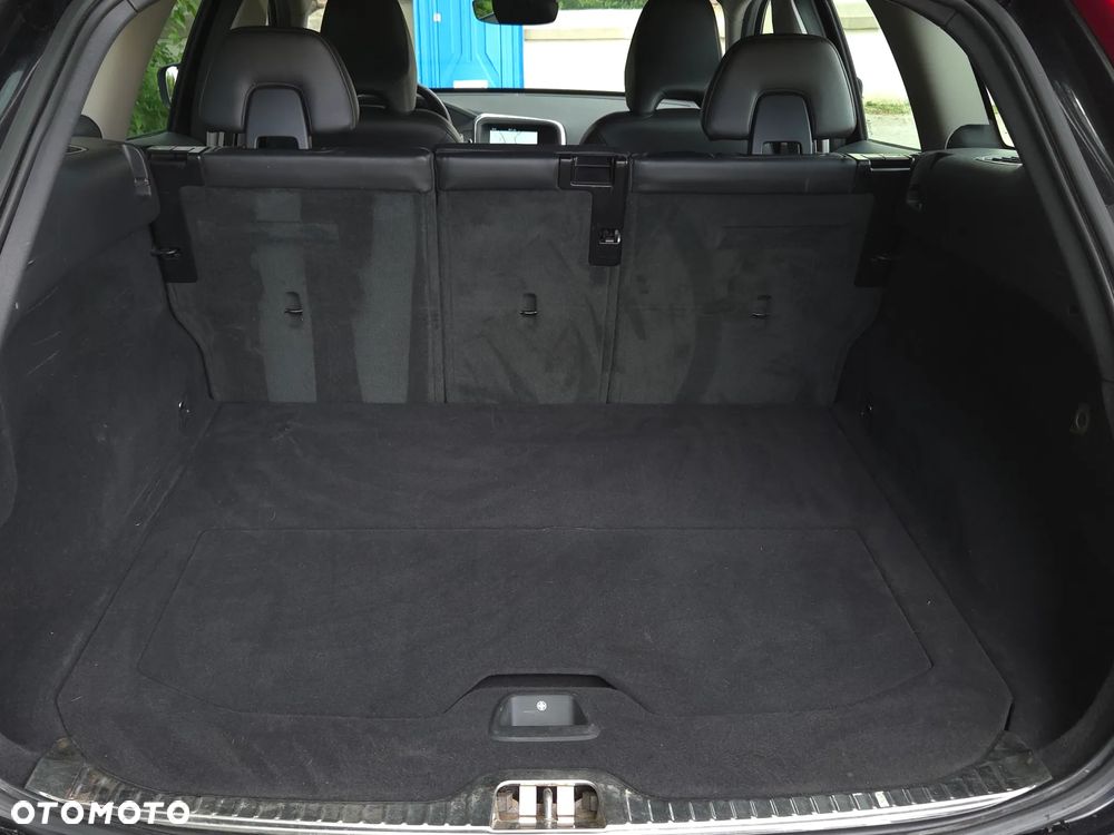 Volvo XC 60 D3 Geartronic Summum - 37
