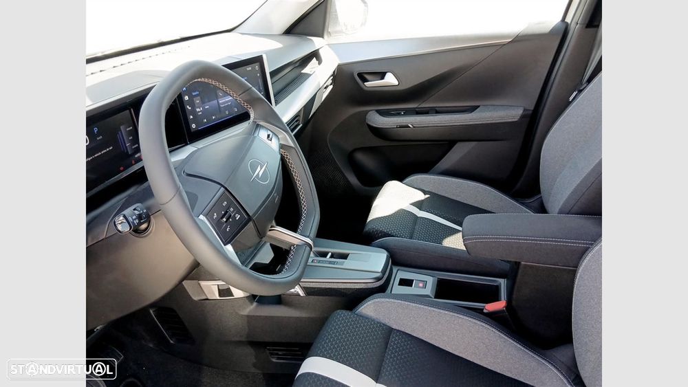 Opel Frontera 44 kWh Edition — fotografia 13
