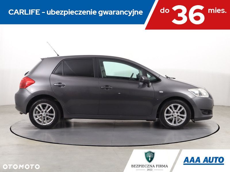 Toyota Auris - 8