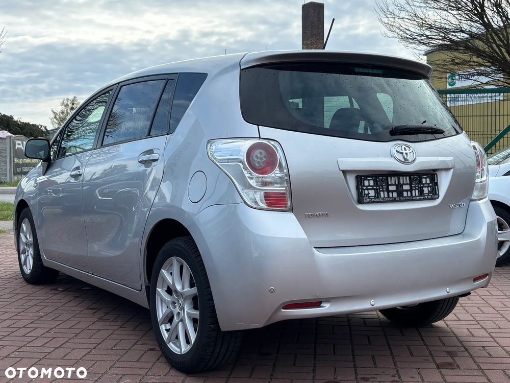 Toyota Verso 1.8 Sol EU5 MS - 5