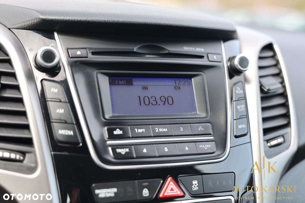 Hyundai i30 - 24