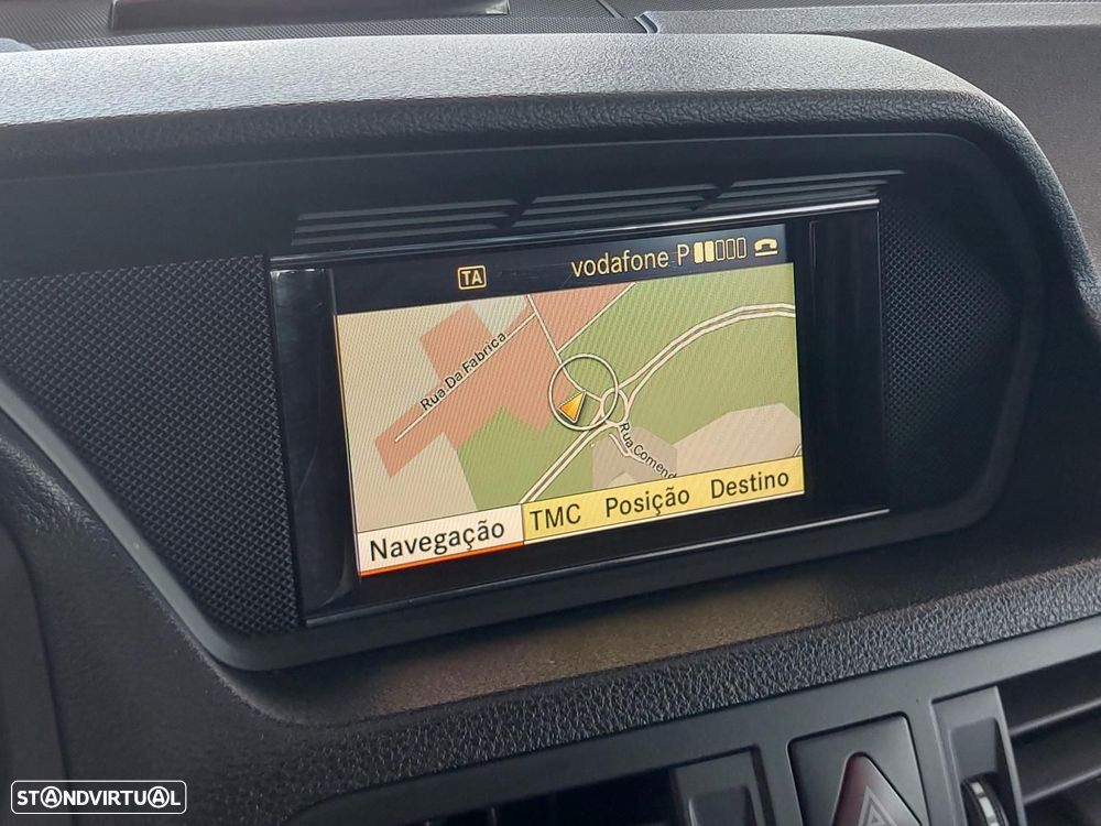 Mercedes-Benz E 220 CDi Avantgarde BlueEfficiency - 26