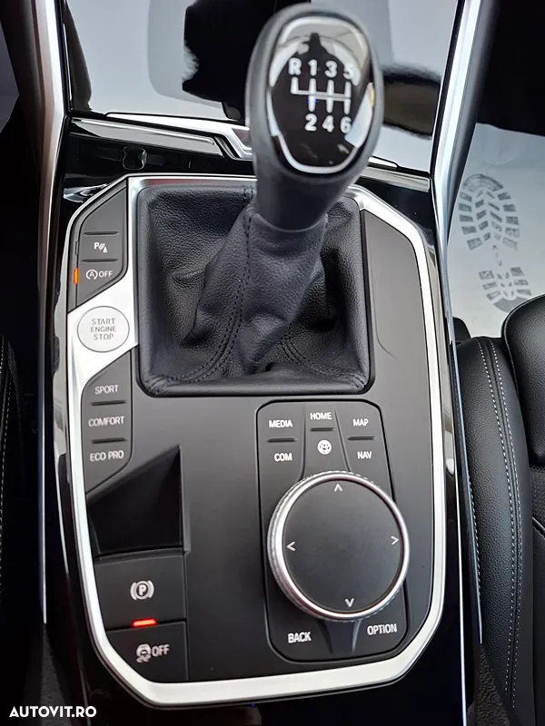BMW Seria 3 320d Sport Line Shadow - 15