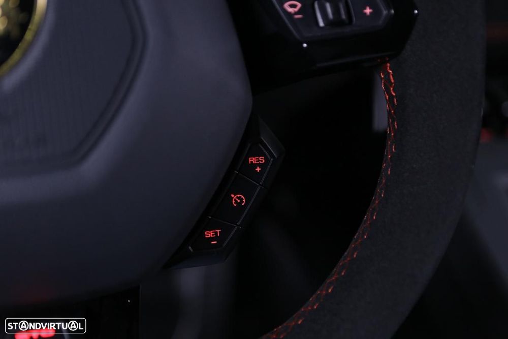 Lamborghini Huracán STO - 11