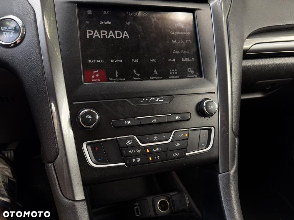 Ford Mondeo 2.0 Hybrid Titanium - 30